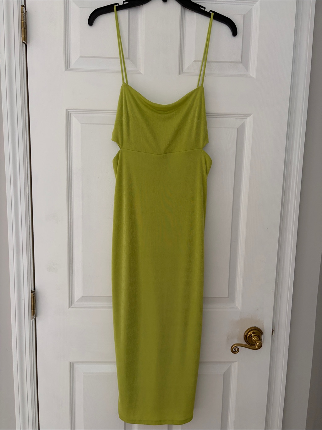 Sleek Lime Green SpaghettiStrap Midi Dress
